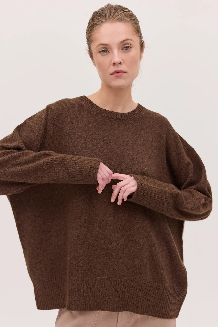 The Classic Crew Jumper Espresso